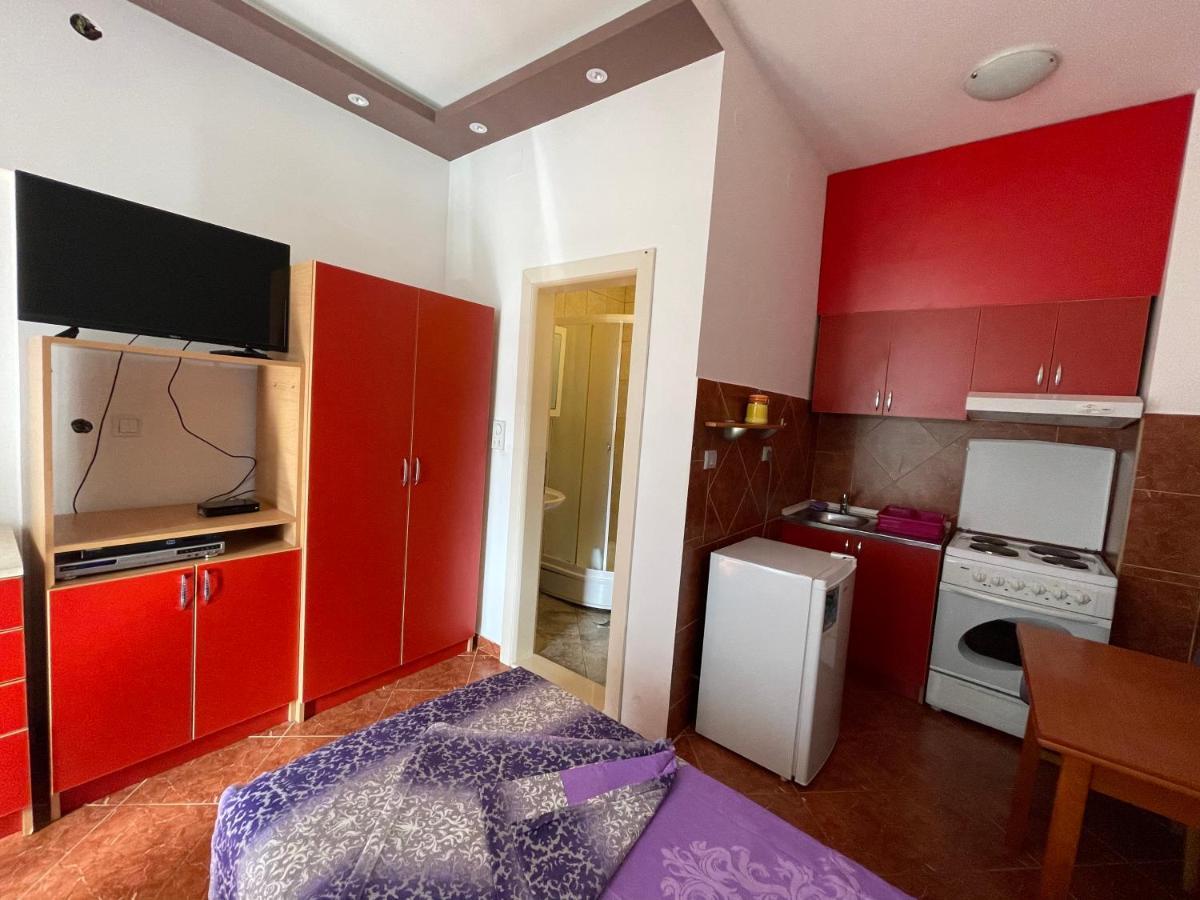 Apartments Zevs Budva Exterior photo