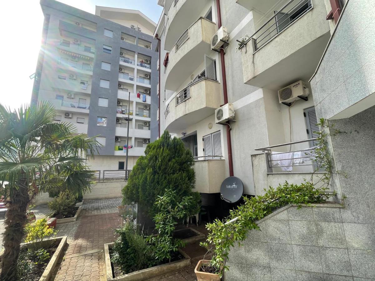 Apartments Zevs Budva Exterior photo